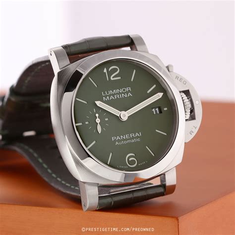 Panerai Luminor Quaranta Verde Militare 40mm pam01304.